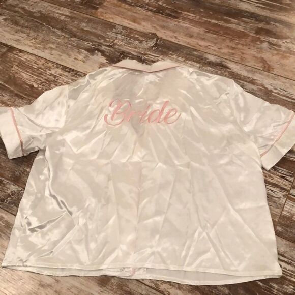 New Weekend Edition “Bride” Pajama Silky Top size small - Picture 1 of 7